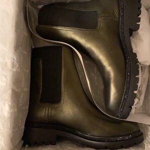 DKNY BOOTIES - New in box